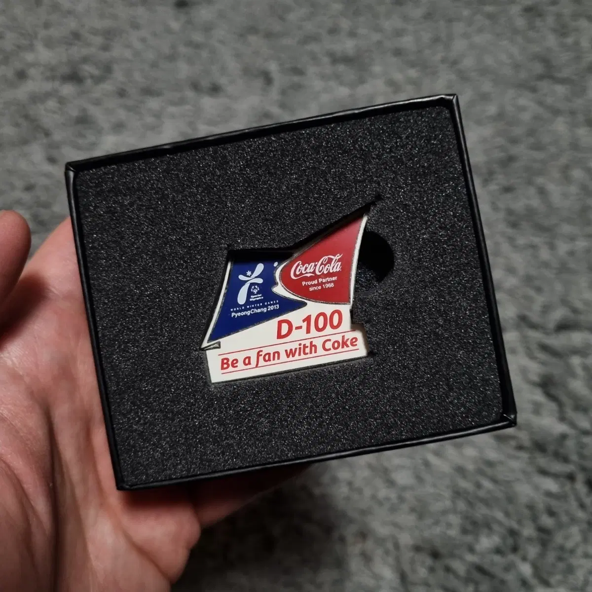 コカ・コーラ平昌スペシャルオリンピックスブローチバッジバッジ商品